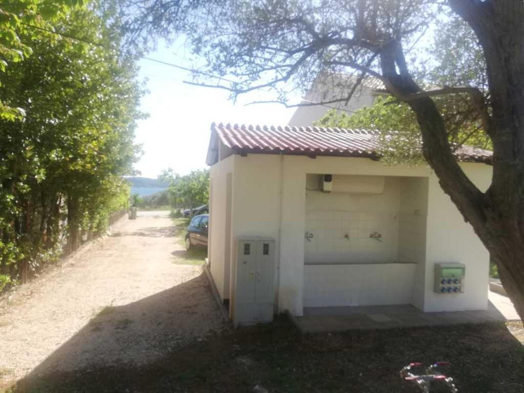 S&M Camping Sveti Filip i Jakov Luaran gambar